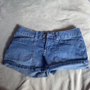 Blue Jean Shorts, Lowrise